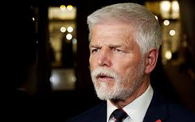 agent Pávek, otázky které jsou zakázané tweet media