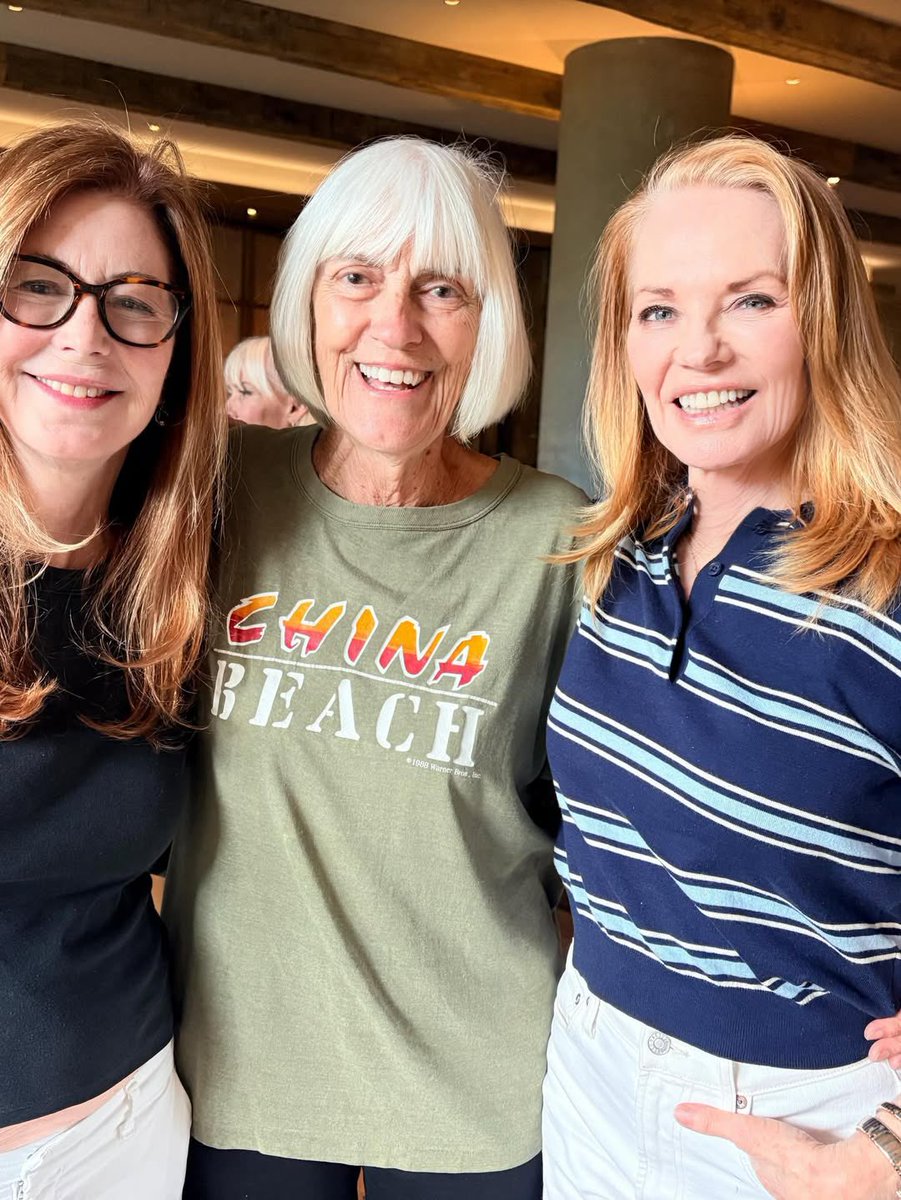 Lady D's Legs tweet media