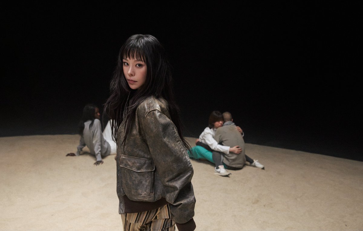 휘인(Whee In) tweet media