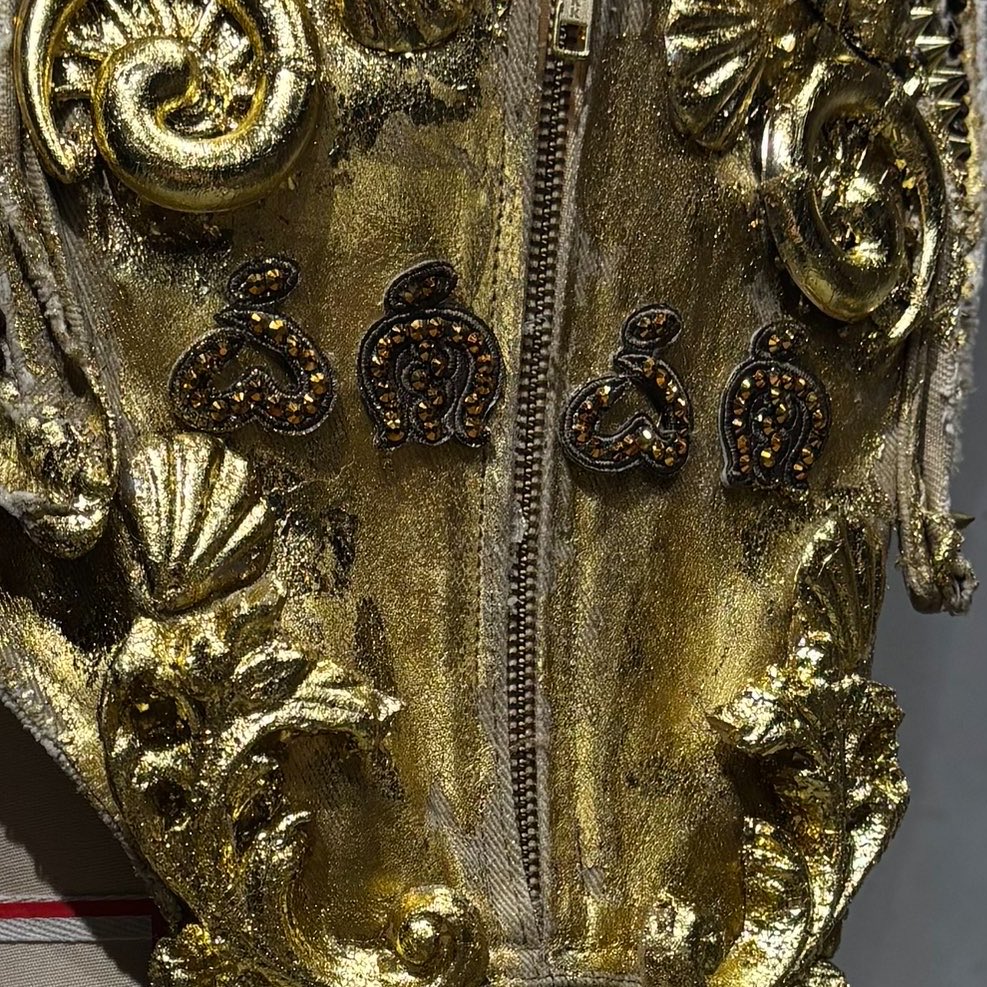 den² || astro.j tweet media