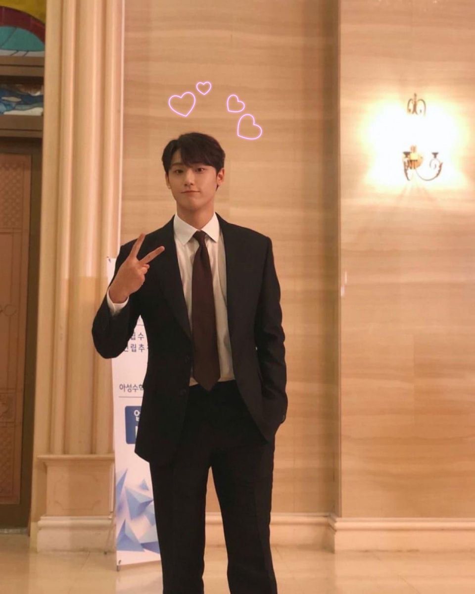 𝖧𝗂𝗇𝖺 tweet media