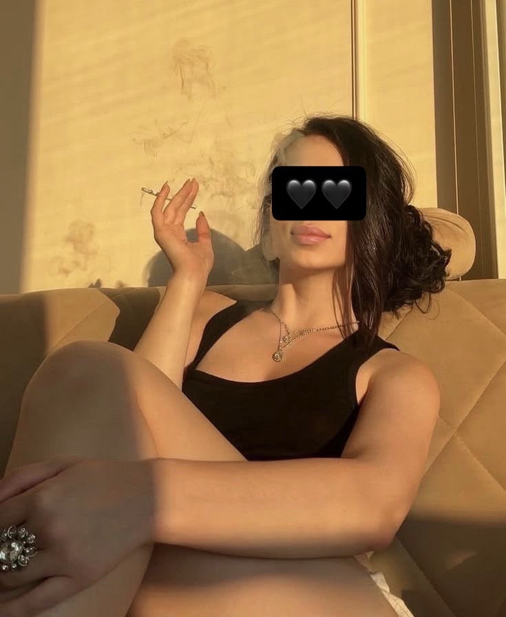 BuseAkdoğan tweet media