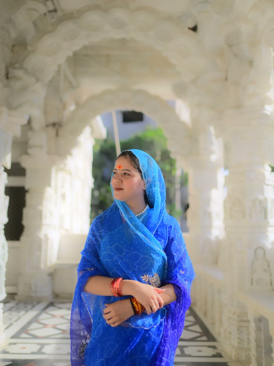 _SamikshaMishra's tweet image. स्वाभिमान सर्वोपरि ⚜️
जय मां भवानी।।⚔️🙏🚩
#jaishreeramhanuman #swabhiman #royalty #queen #sanatandharma #saree