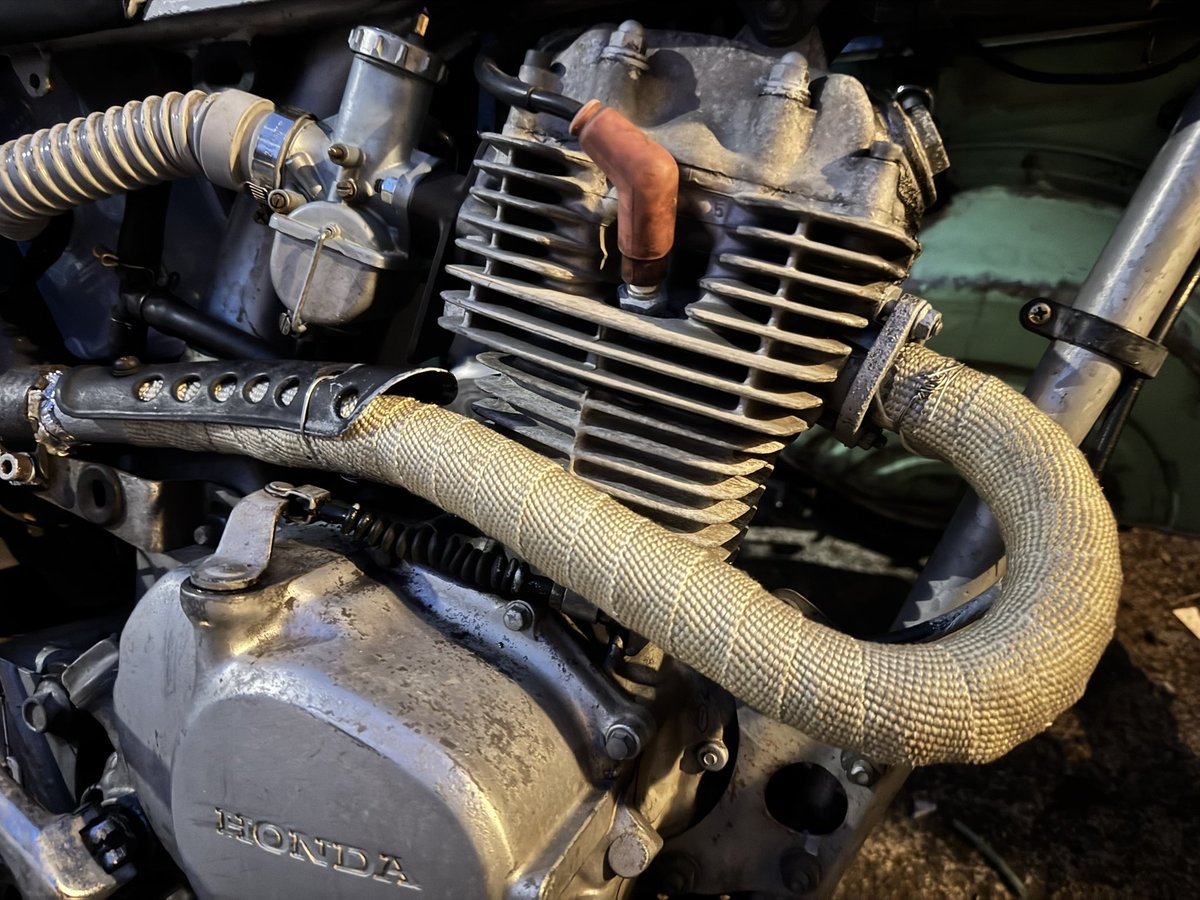 綾小路フェラチオ tweet media