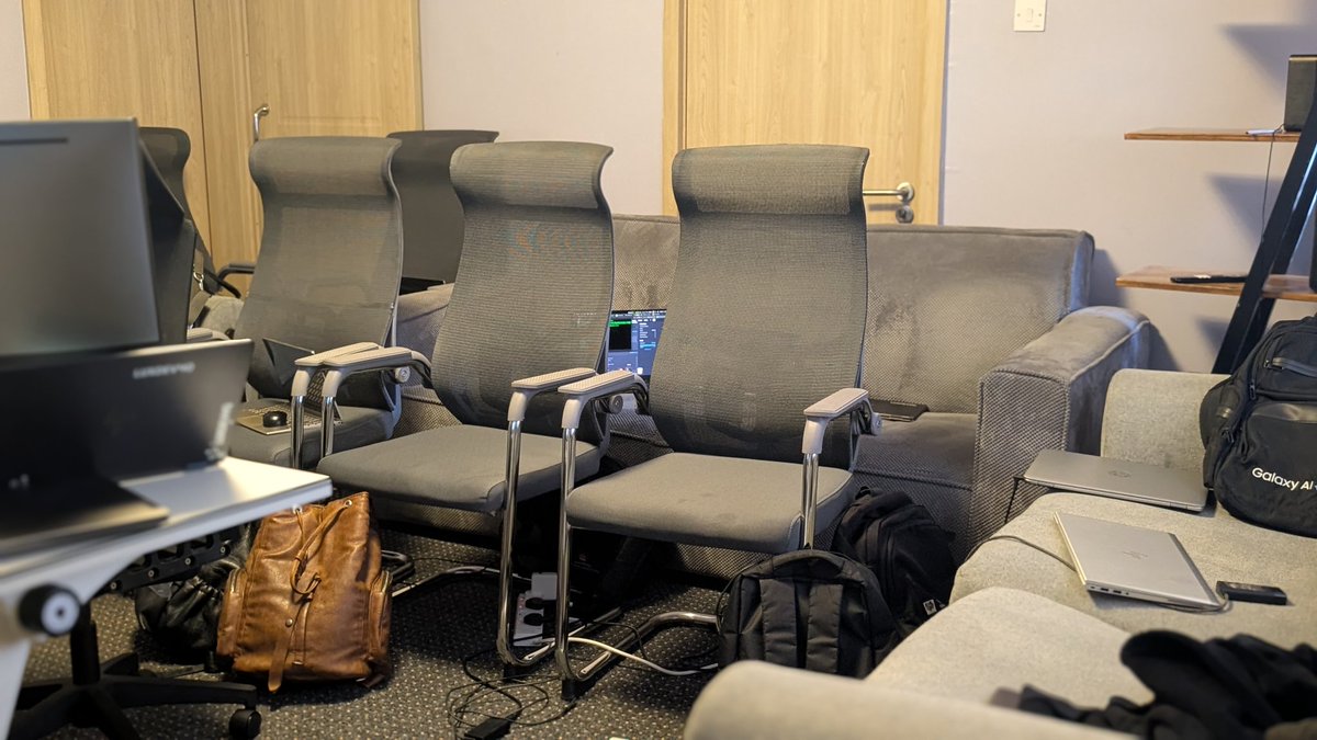 GrayHat @ LuxDevHQ tweet media