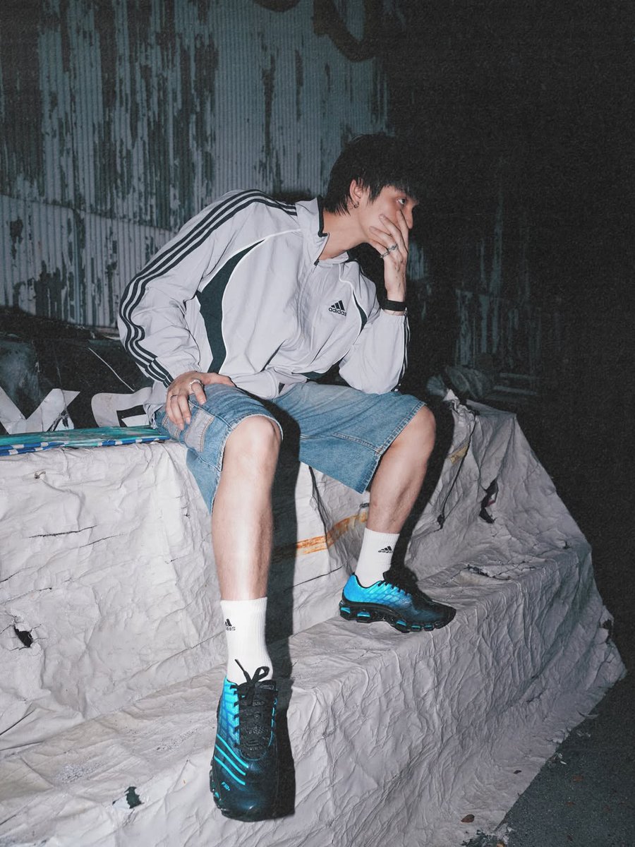 Binmyheart999's tweet photo. Three stripes supremacy

IG : bright

Bright Vachirawit
#bbrightvc @bbrightvc
#adidasoriginals https://t.co/LLnPr6QVjg