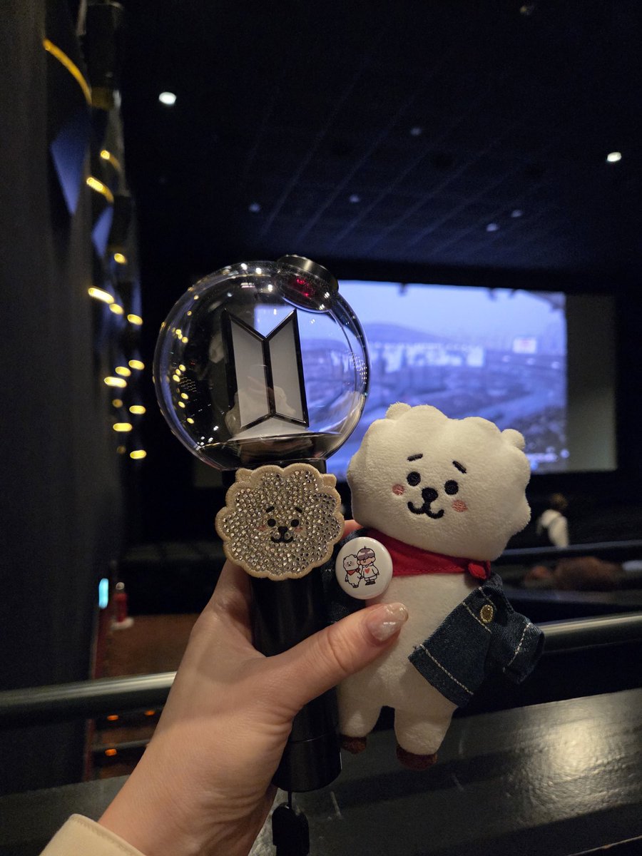 bell__jin's tweet photo. コヤン公演はライビュで参加するよー！！💜 https://t.co/CIMDDj7kpt