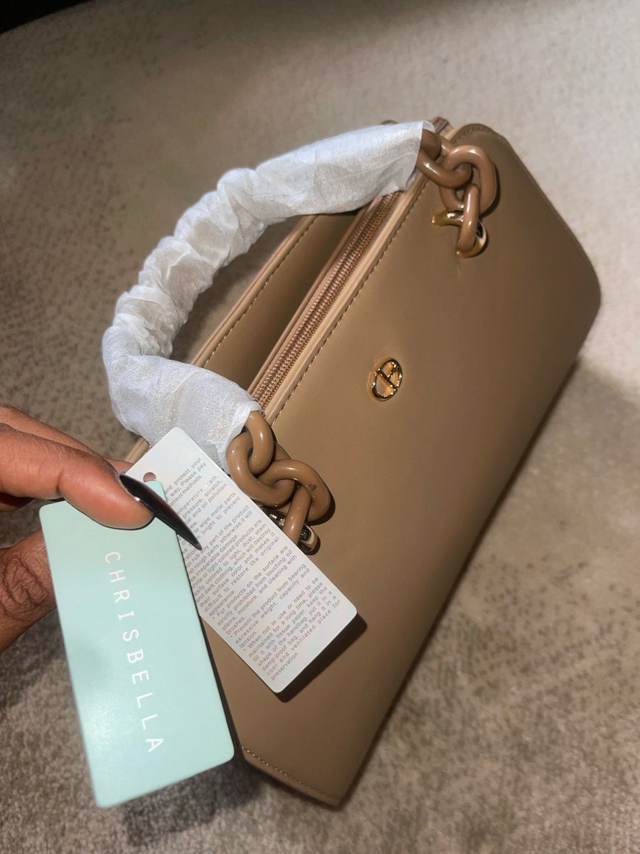 Tina Songue tweet media