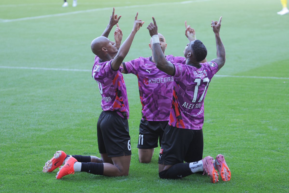 タクミ tweet media