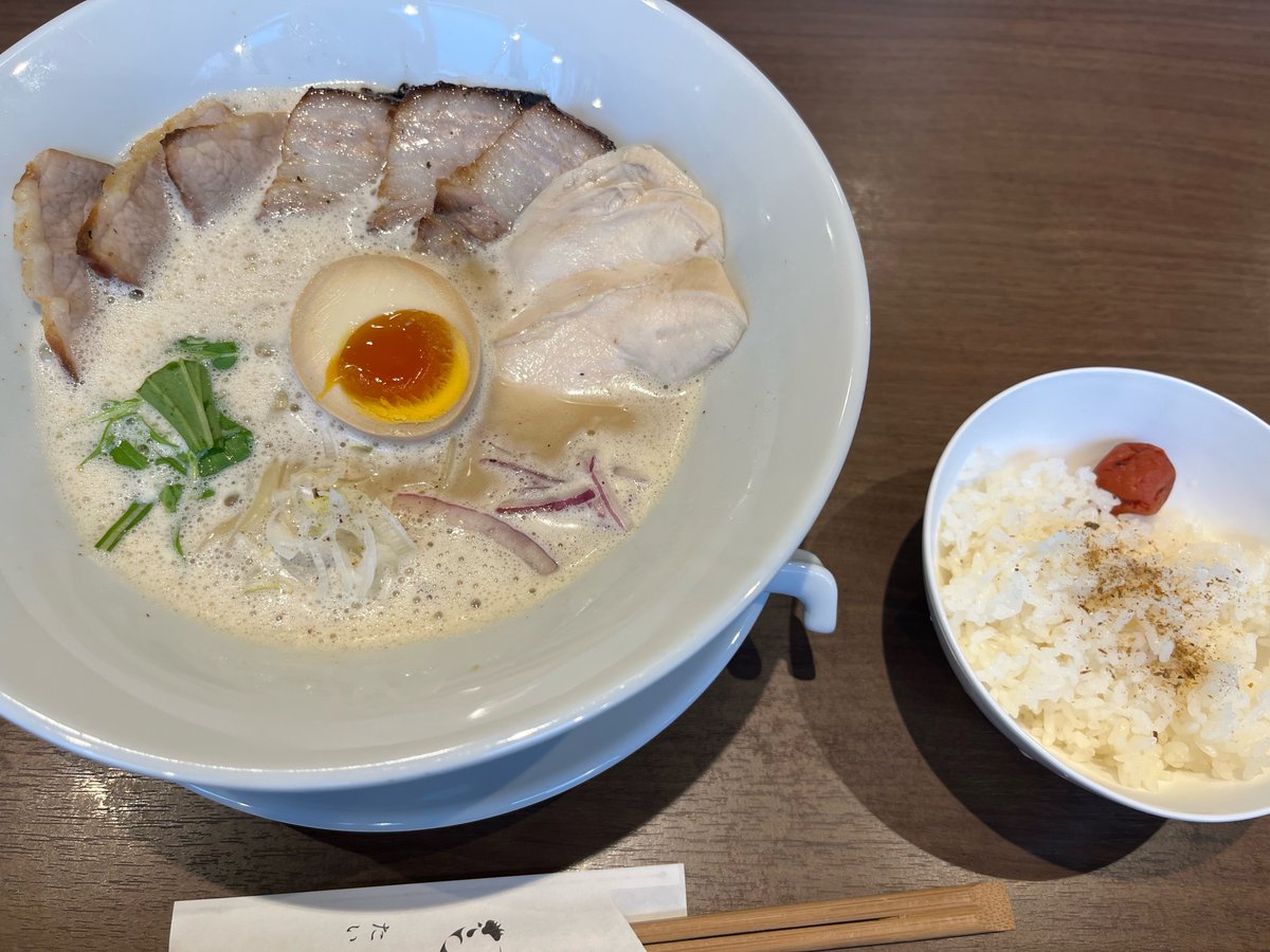 だんごむし tweet media