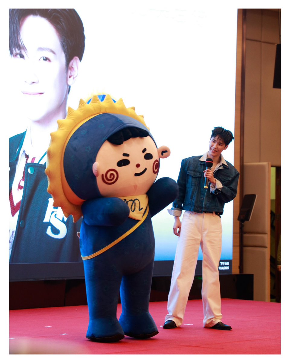 TheJ. Official tweet media