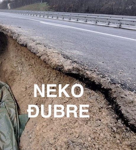 Donji stroj auto-puta je osnovna konstrukcija koja nosi kolovoznu konstrukciju (gornje asfaltne strojeve) i prenosi opterećenje na prirodno tlo.👇🏻
Donji stroj se sastoji od dva sloja drobljenog KAMENOG agregata granulacije 0/63 i 0/31 mm KOJI MORA BITI OČIŠĆEN OD GLINE I