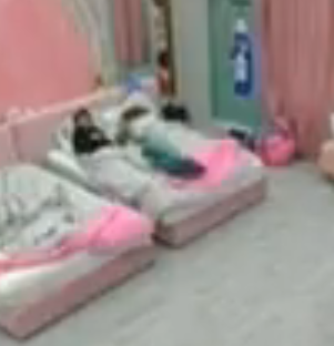 mrb. 🦋 tweet media