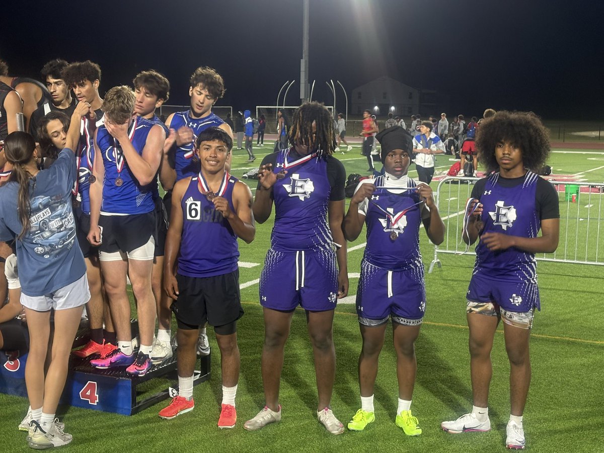 elginTrackField's tweet photo. https://t.co/Mne4SJ9r2Y