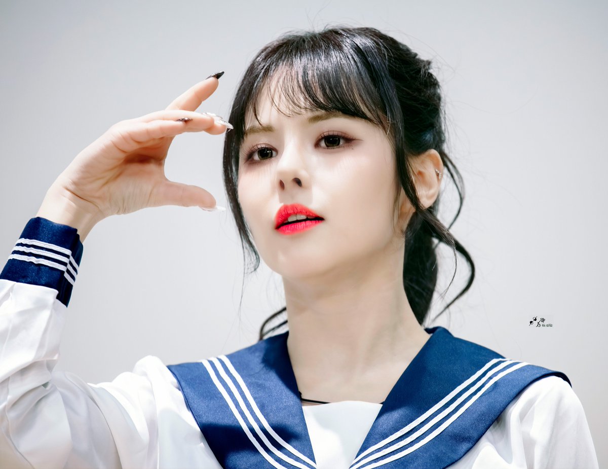 EVERGLOWRIDER's tweet image. 260308 CODE팬사인회                        
#EVERGLOW #에버글로우 #CODE 
#EVERGLOW_CODE #EU #이유 
#박지원 #죠니 #져니 #쟈니 #아기호랑이 
#젼랑 #젼끼 #병아리유 #뱀파이어원