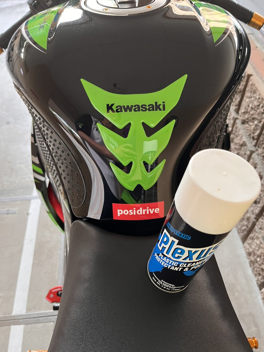 tokomax74's tweet image. ツヤツヤ✨ピカピカ🌟
#zx10r #plexus 
#ライムグリーン #プレクサス