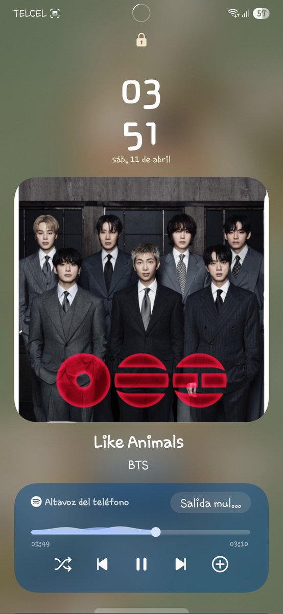 pichzillaa's tweet photo. Escuchar Like Animals de madrugada, sabiendo que tengo 3 horas para dormir solo me hace recordar cuanto necesito un abrazo https://t.co/CHsLHxlaRm