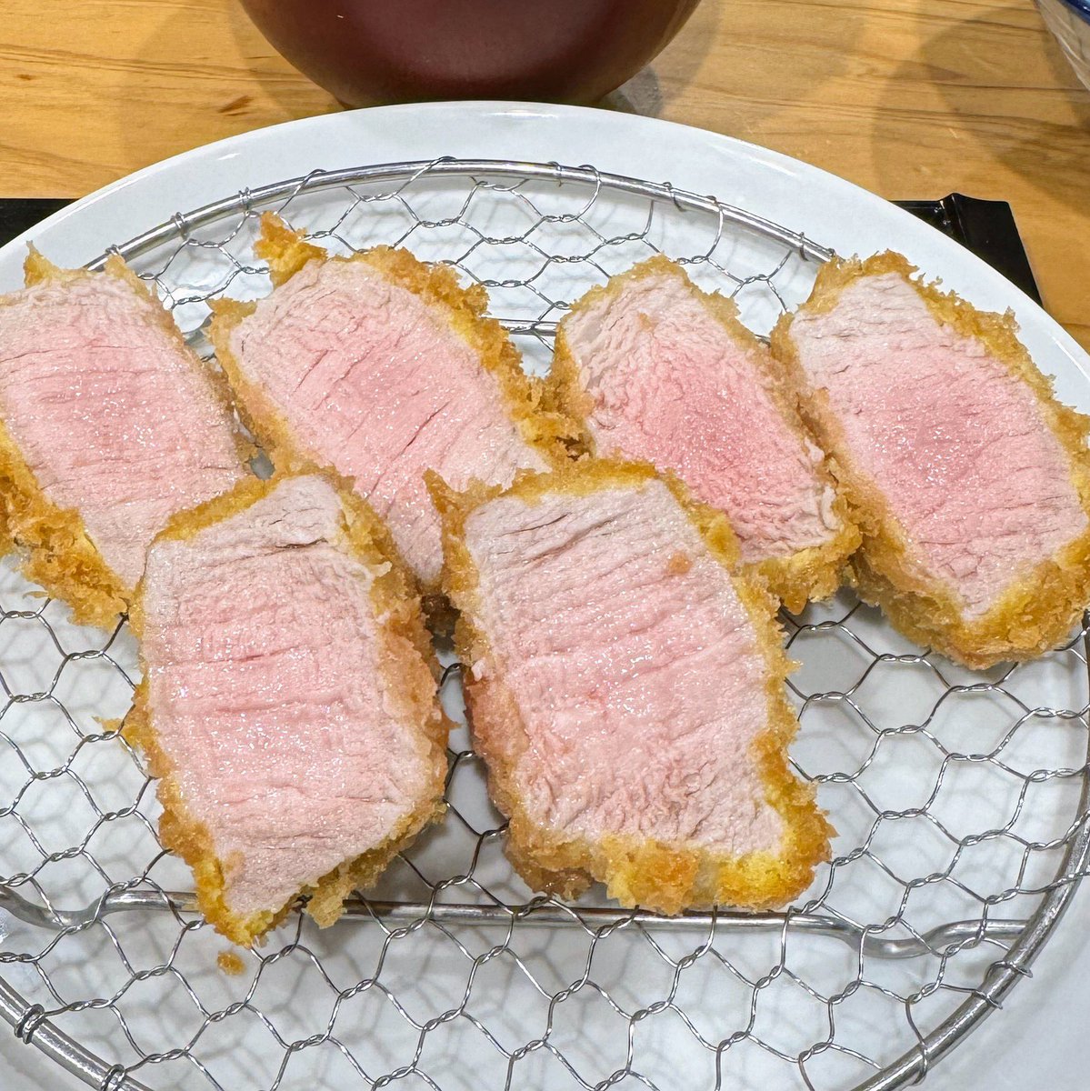 フィッツ tweet media