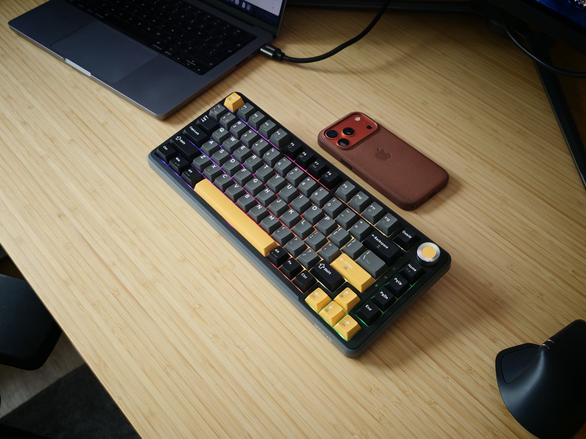 orson_dzi tweet media