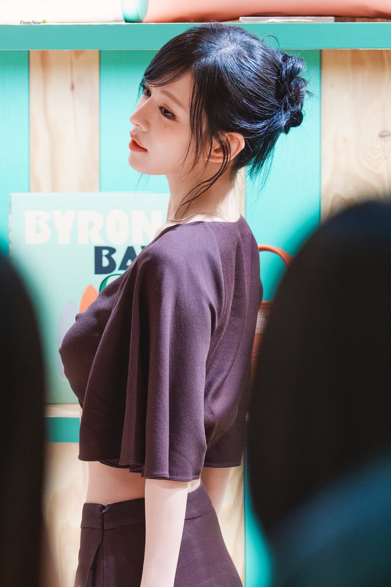 Fromis_Now's tweet photo. 260407 LONGCHAMP 포토콜 프로미스나인 채영

🧡

#fromis_9 #이채영 https://t.co/S466GD5kED