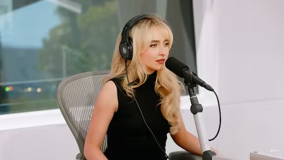 jess ذوالفقار ރ tweet media