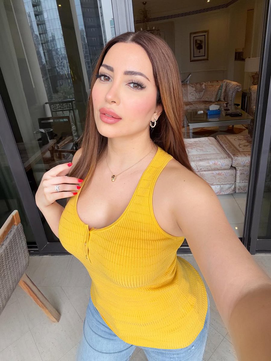 KarimMa57628288's tweet image. #نسرين_طافش 

#explore 
#اكسبلور