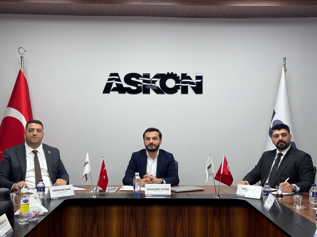 GencAskonTR's tweet photo. Genç ASKON Yürütme Kurulu toplantımız, Genel Başkanımız Abdülsamet Öztürk öncülüğünde Genel Merkezimizde gerçekleştirilmiştir.

Alınan kararların hayırlara vesile olmasını temenni ederiz. https://t.co/hnXERXjyV3