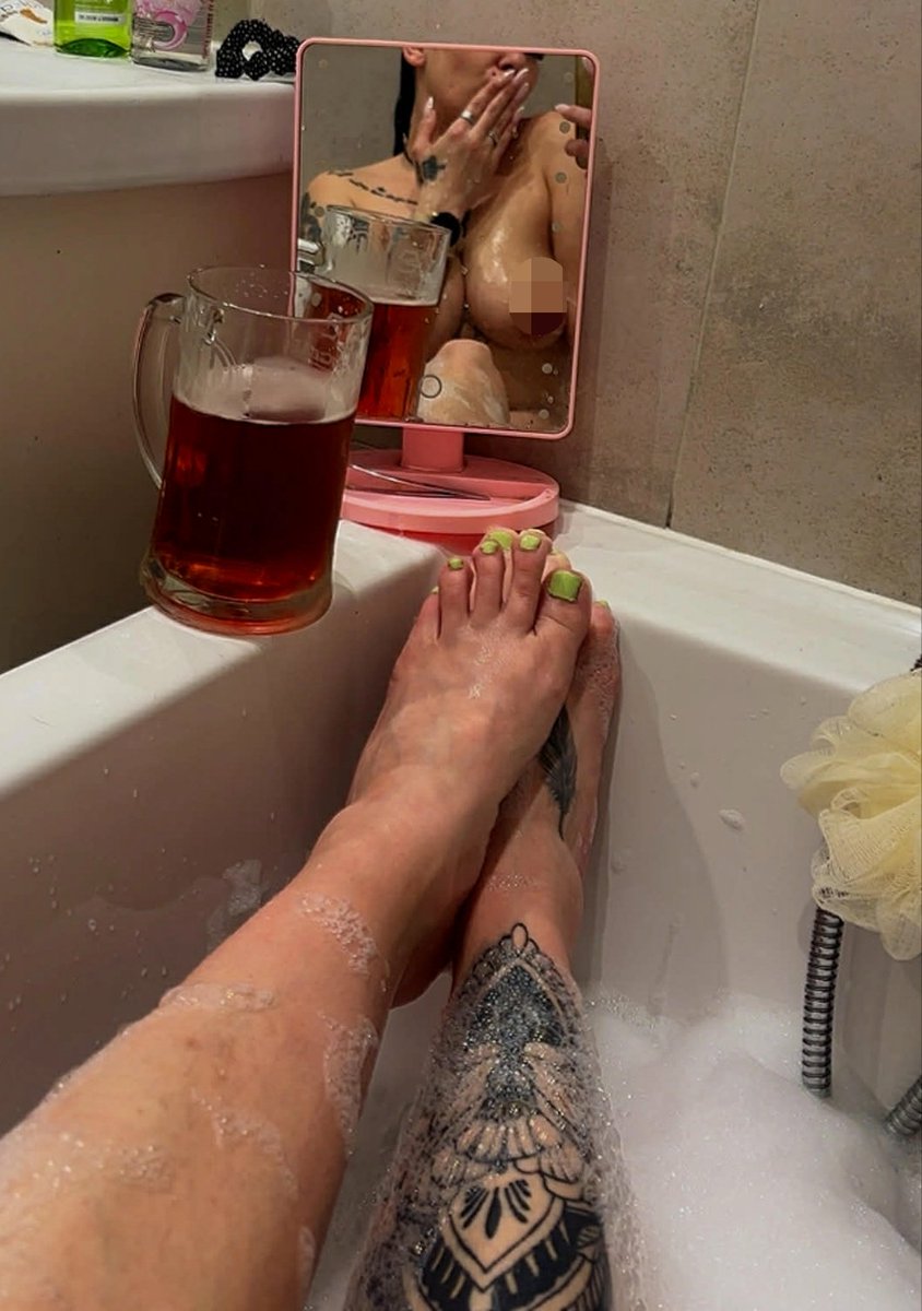 Bogini Patrycja Femdom tweet media