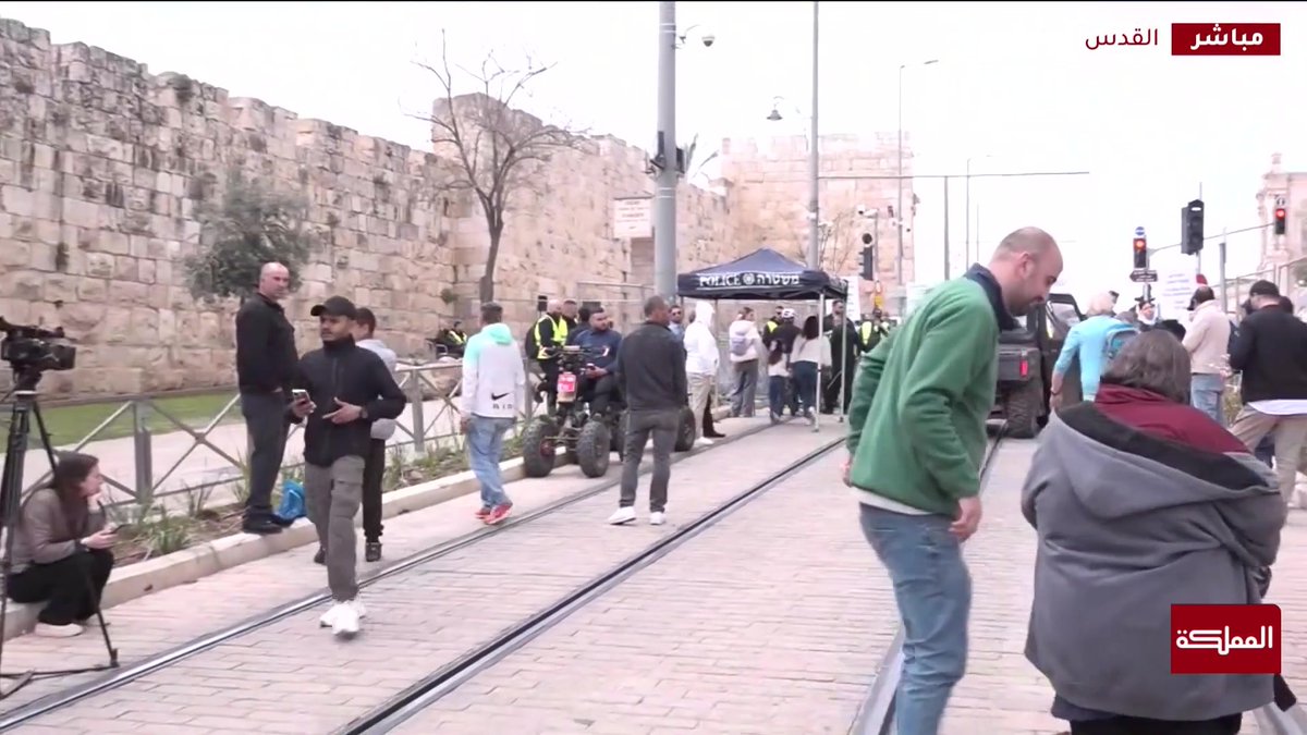 رغم الحواجز والقيود.. كاميرا المملكة ترصد أجواء "سبت النور" في القدس #القدس 