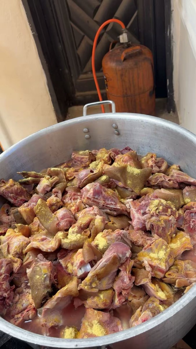 Ajokeaadee's tweet image. Boiled and roasted Goat meat 🍖