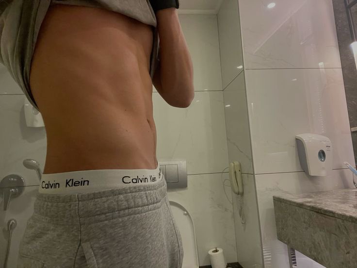 Hot Culture tweet media