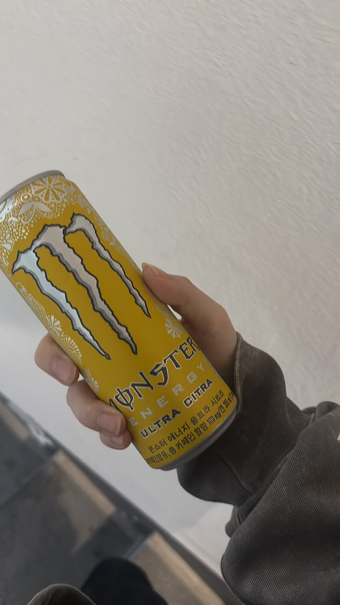 ᴿᴵᴴᴬ tweet media