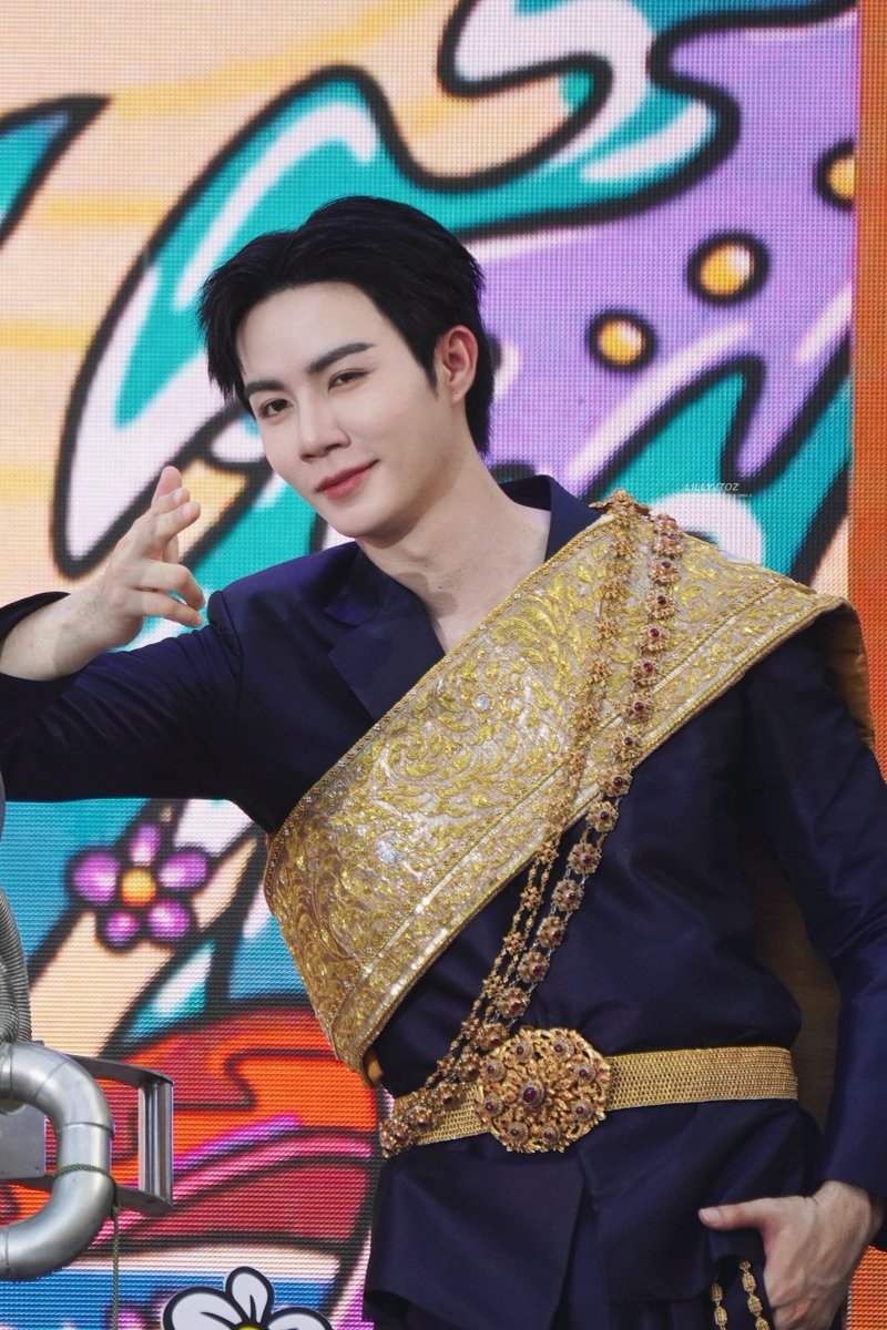 ลลจ•lillyJtoZ tweet media