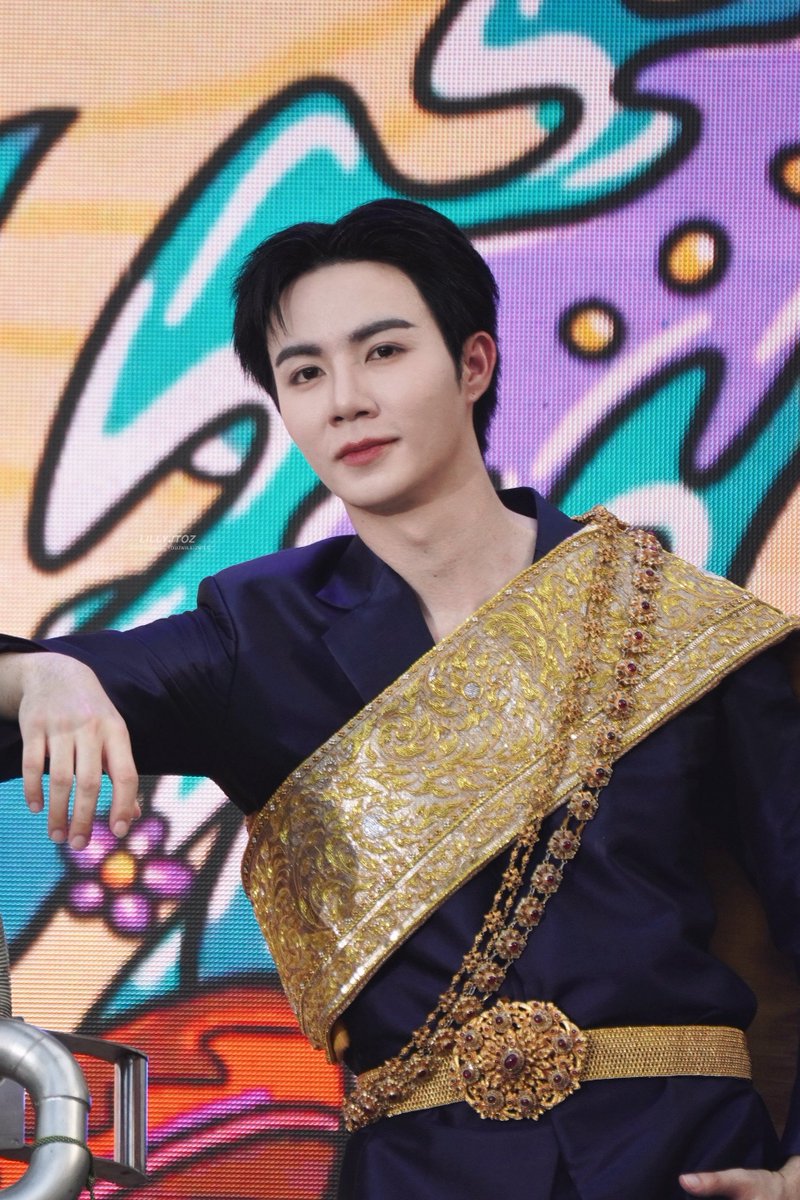 ลลจ•lillyJtoZ tweet media