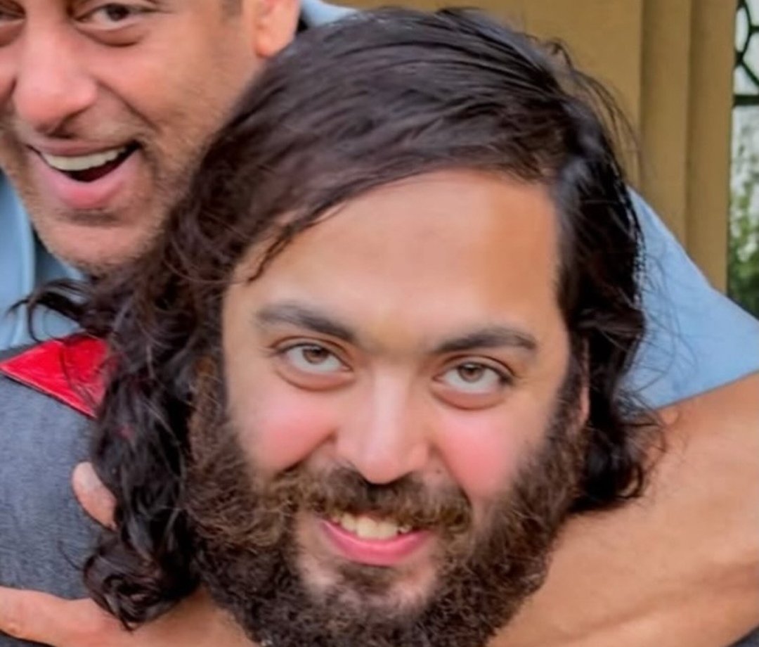 your mom tweet media