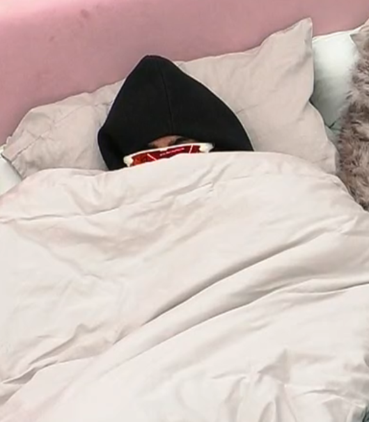 mrb. 🦋 tweet media