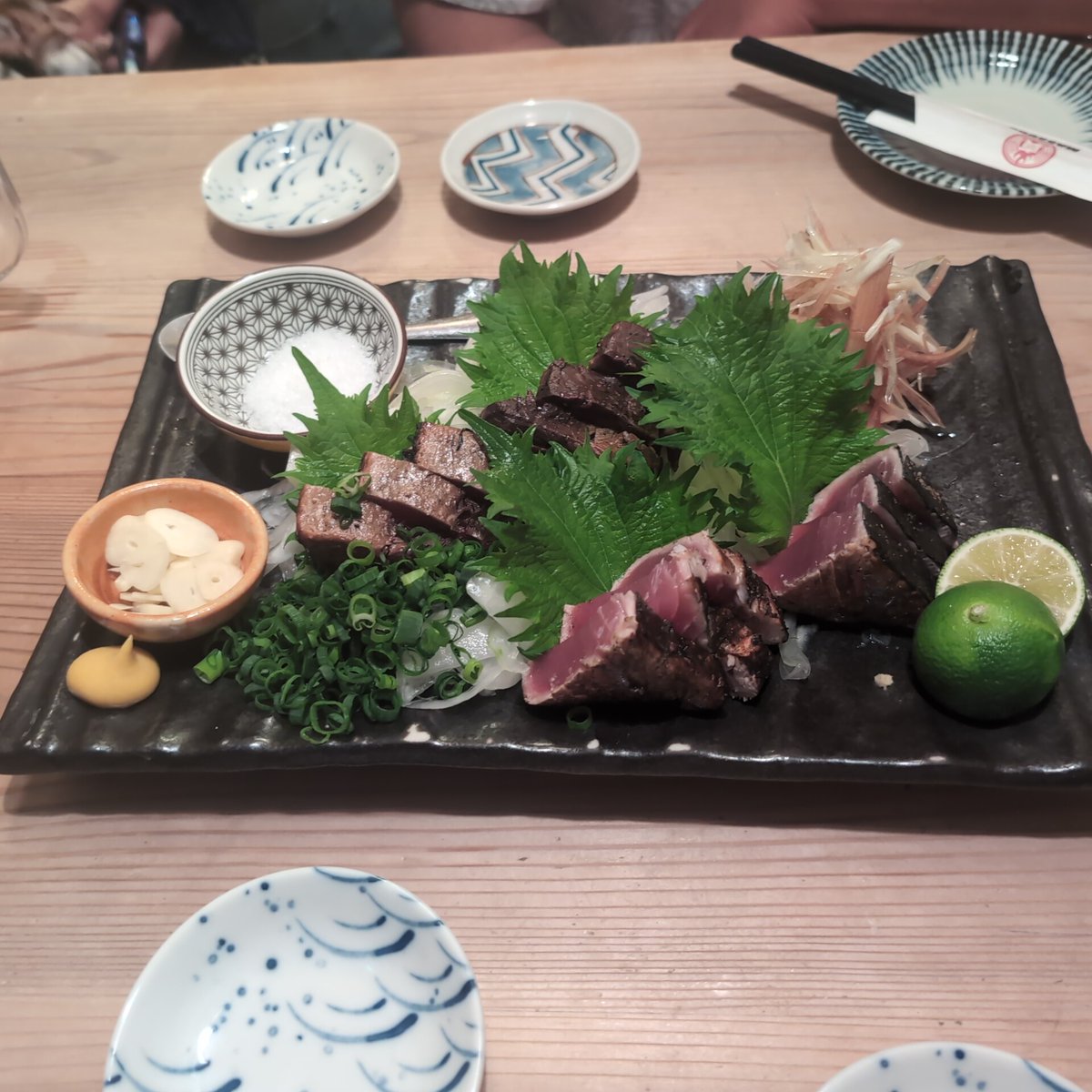 mifu_G8's tweet photo. かつおの藁焼き🐾 https://t.co/ScsfY2wLfX