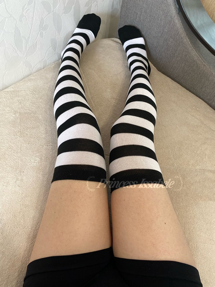 princess Issabele𓊆ྀི❤︎𓊇ྀི findom 🩰 tweet media