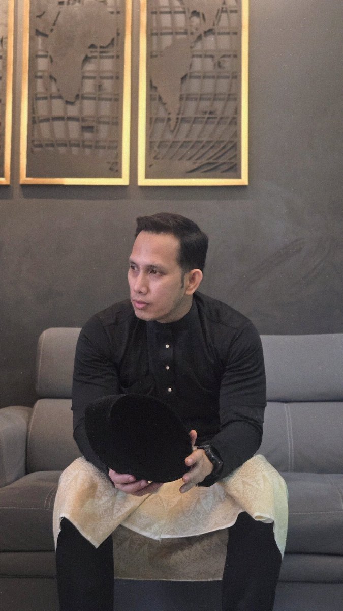 captfikriz tweet media