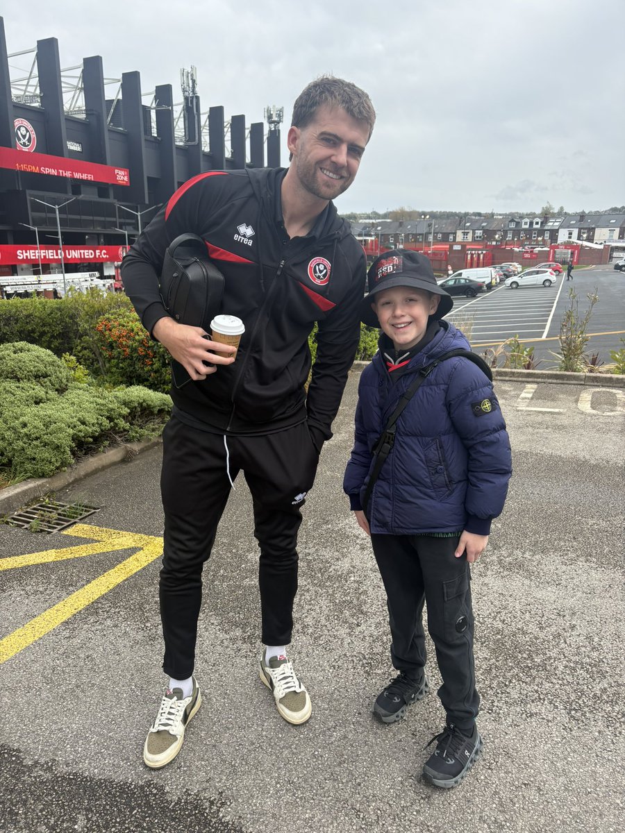 DAN ⚔️⚔️⚔️ tweet media