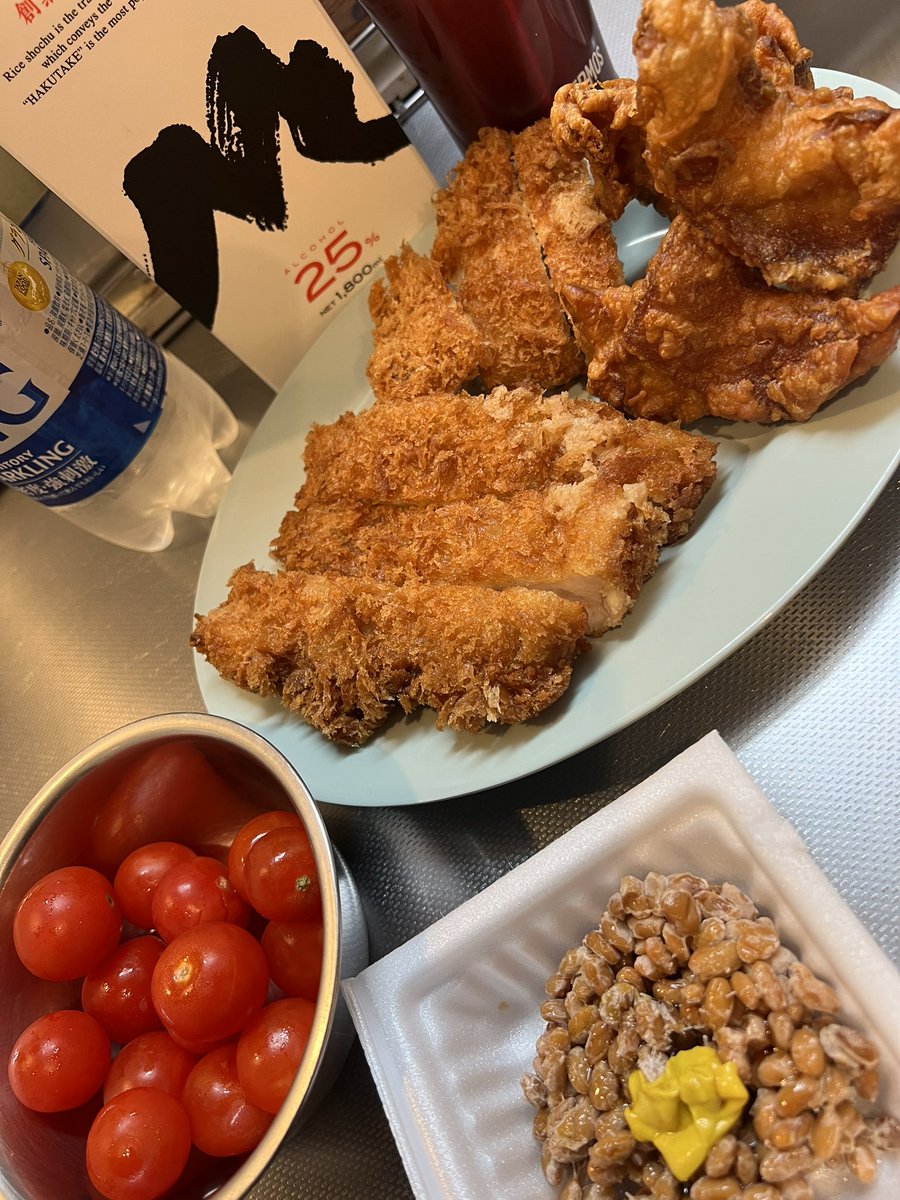 出来合いもんと米ソでプハる🍺

野菜は〆でとらんとアカンな〜🍜