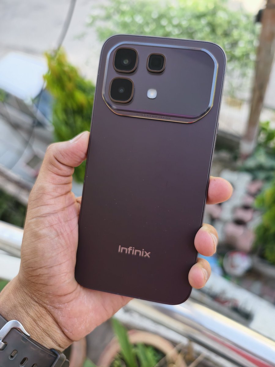 fastoye's tweet image. Waah Kya baat 😍

#infinixnote60Pro