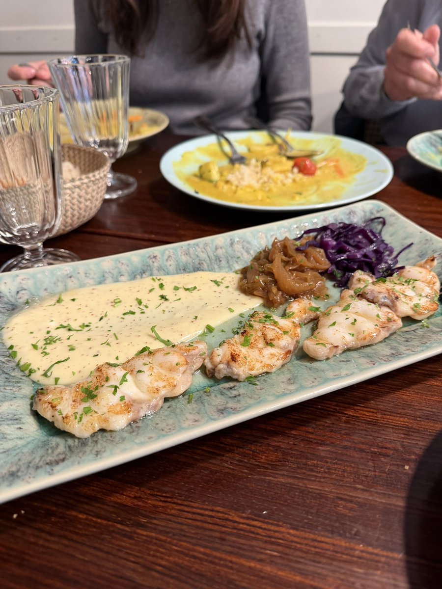 Ryoko Aoki 青木涼子（能声楽家） tweet media