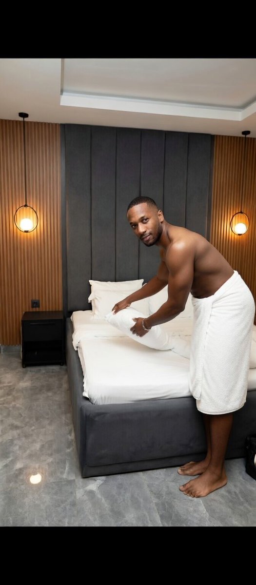 heisturnx's tweet image. I honestly didn't expect Elon Musk would actually pay and make it happen 😲
But he did.

Now, thanks to him, I was able to process my visa in just 4 hours... and I'm already outside the country!
Elon will never pass us by. 🚀🙏
#Grateful #ElonMusk