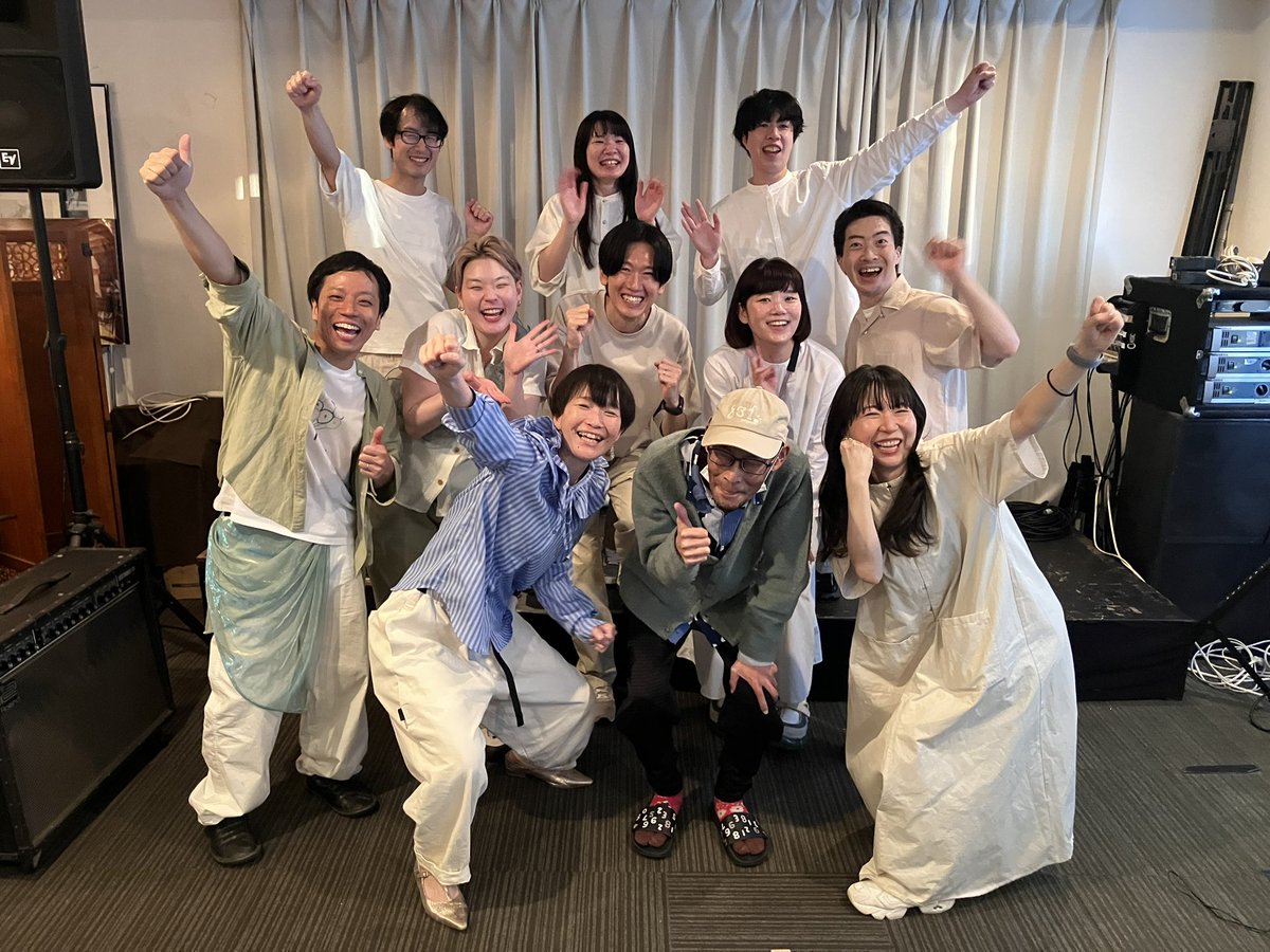『春TOYBOX大逆転』来てくれてありがとう！！
めちゃんこ楽しかったーー！！！
Ribet townsさん、明るくて仲良しで、そしてなんと言っても素晴らしい音楽でした✨✨
心躍った！！
明日の天浜線ライブもぶち上げて来てください！