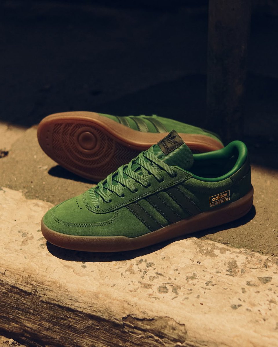 Sneakers 👟 tweet media