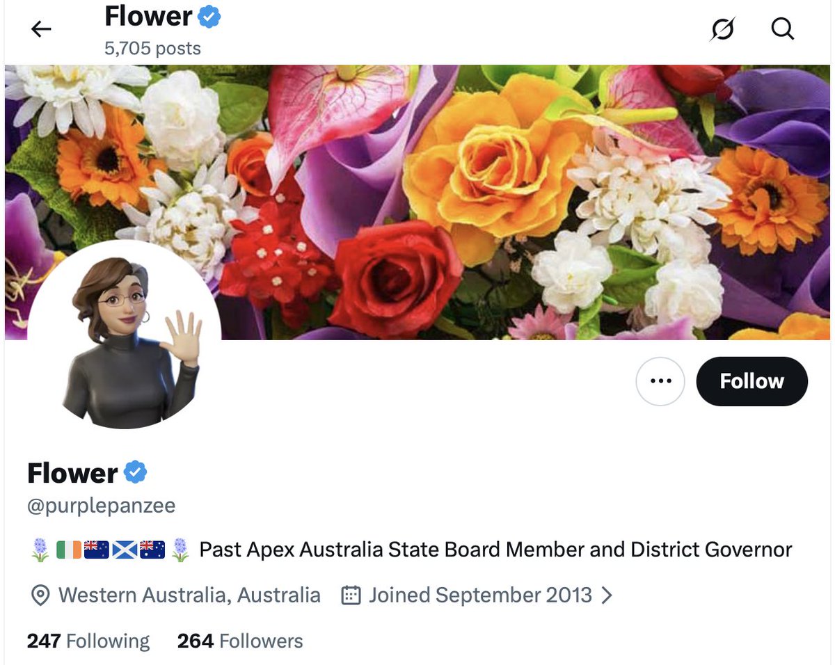 TheOnlyDuchess6's tweet image. Here are the 4 trolls who are going to be at the Besties weekend at Coogee intercontinental next weekend.

Thanks to @imjustbeingmeJ for discovering the 4th troll.

They're bunking together like teenagers, fangirling over a liar and cult leader.

#MeghanMarkle