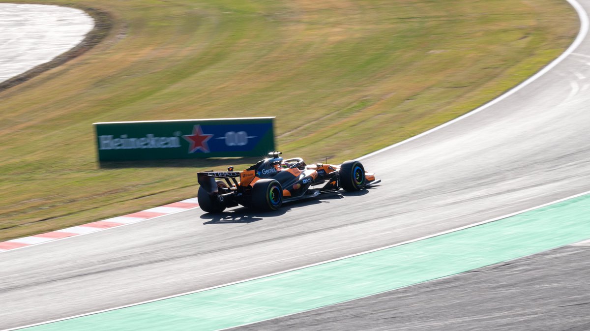 formula_times's tweet photo. F1日本GP：PRACTICE 2
西コース スプーンカーブ
https://t.co/AvpOp7kZ8J
#F1 #F1JP #japaneseGP #鈴鹿サーキット https://t.co/lNvEuoIeuc