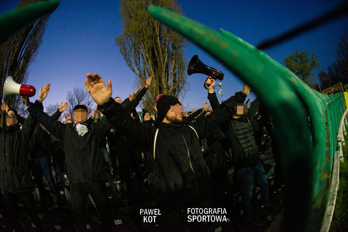 Ko_Pa81's tweet photo. Są chwile, gdy brakuje słów…
10.04.2026 na zawsze pozostanie w naszej pamięci.
Jacek Magiera 💔
Polonia Warszawa🆚Śląsk Wrocław📷🏟️⚽🇮🇹
@Slasknet @SlaskWroclawPl @WielkiSlask @_1liga_ @Polonia1911 

Galeria ⚽📷 https://t.co/Iun8pApcEd
Galeria 📣📷🔥😎https://t.co/dg6yzbmnuA https://t.co/xy8pr58Kx8
