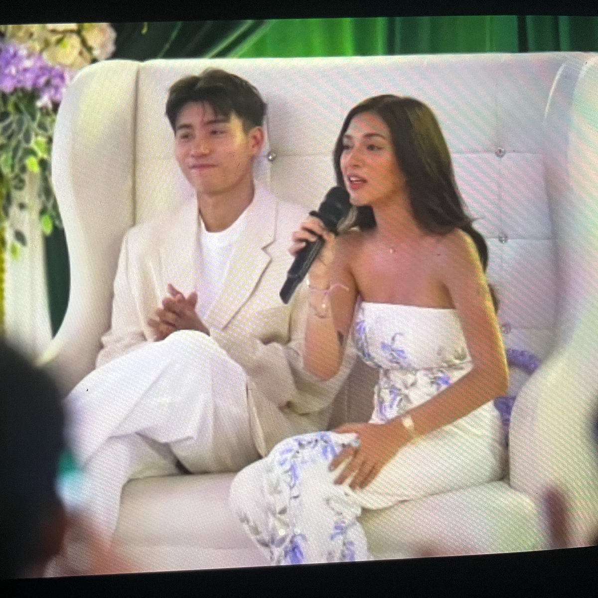 sfteshopi's tweet photo. mukhang mag asawa le is che

MIKBRENT SOLEIL ET AMOUR https://t.co/gek2lqqmhD